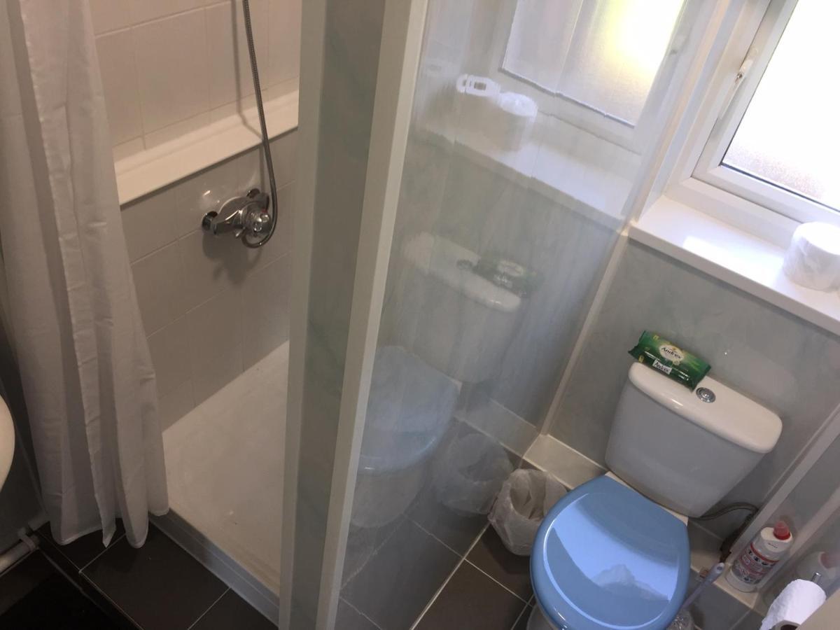 Browning House Bedrooms I Long Or Short I Special Rate Available Guest house Derby